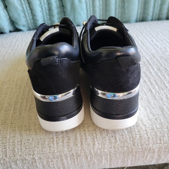 DKNY wedge sneakers - Picture 3 of 3
